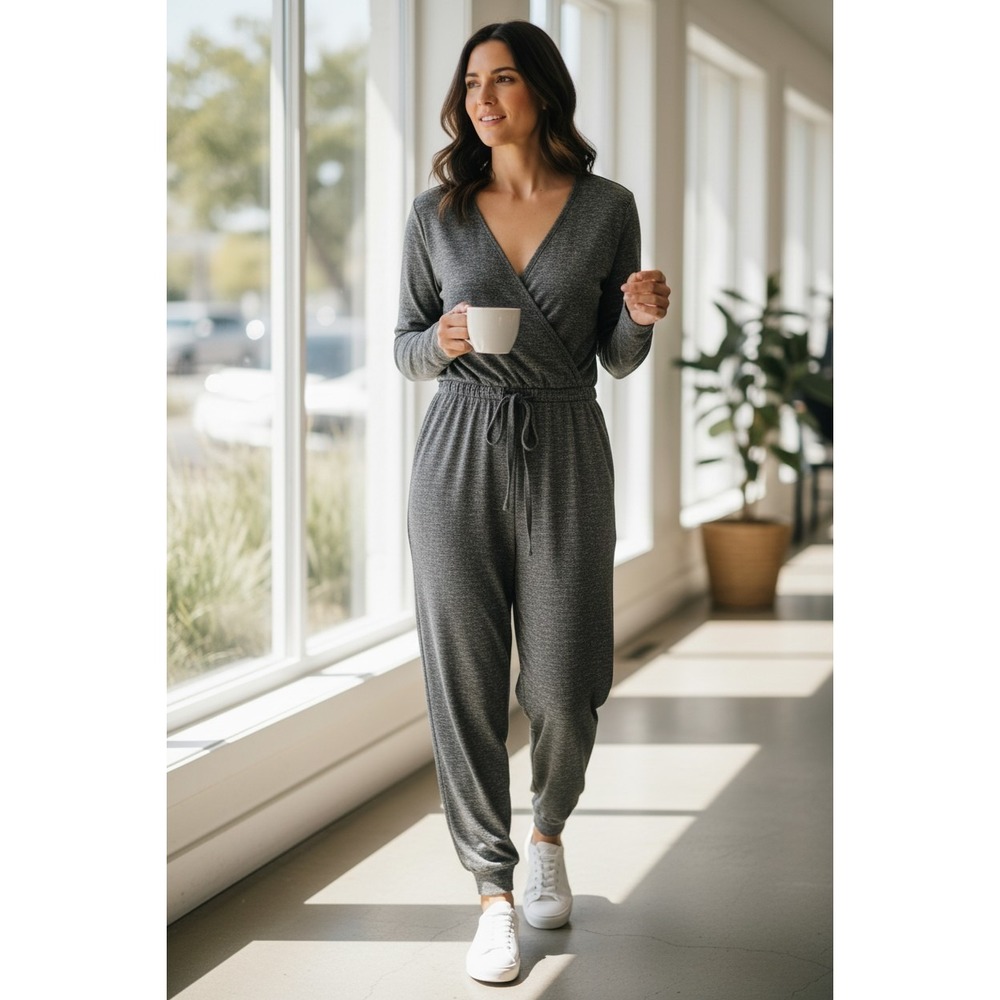 Bloomchic Size 12 Long Sleeve Jumpsuit NWT Gray